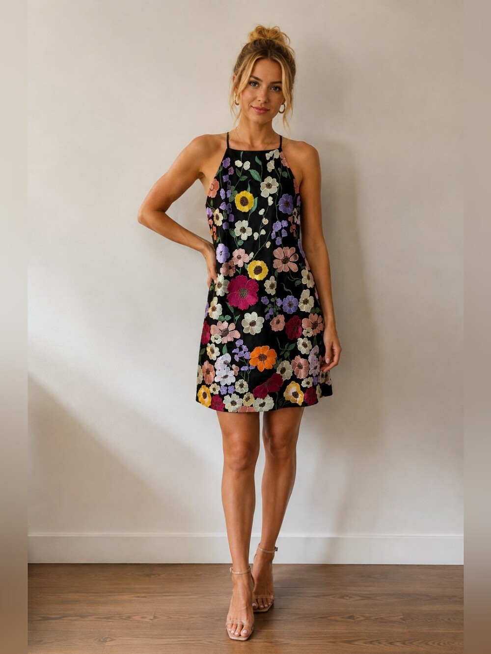 Boutique She + Sky Womens Black Floral Boutique Embroidered Dress
